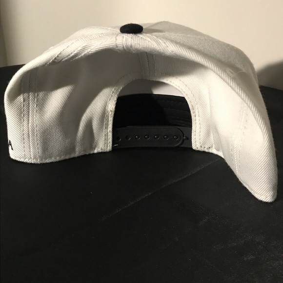 Fantastic Beast SnapBack - Picture 4 of 6